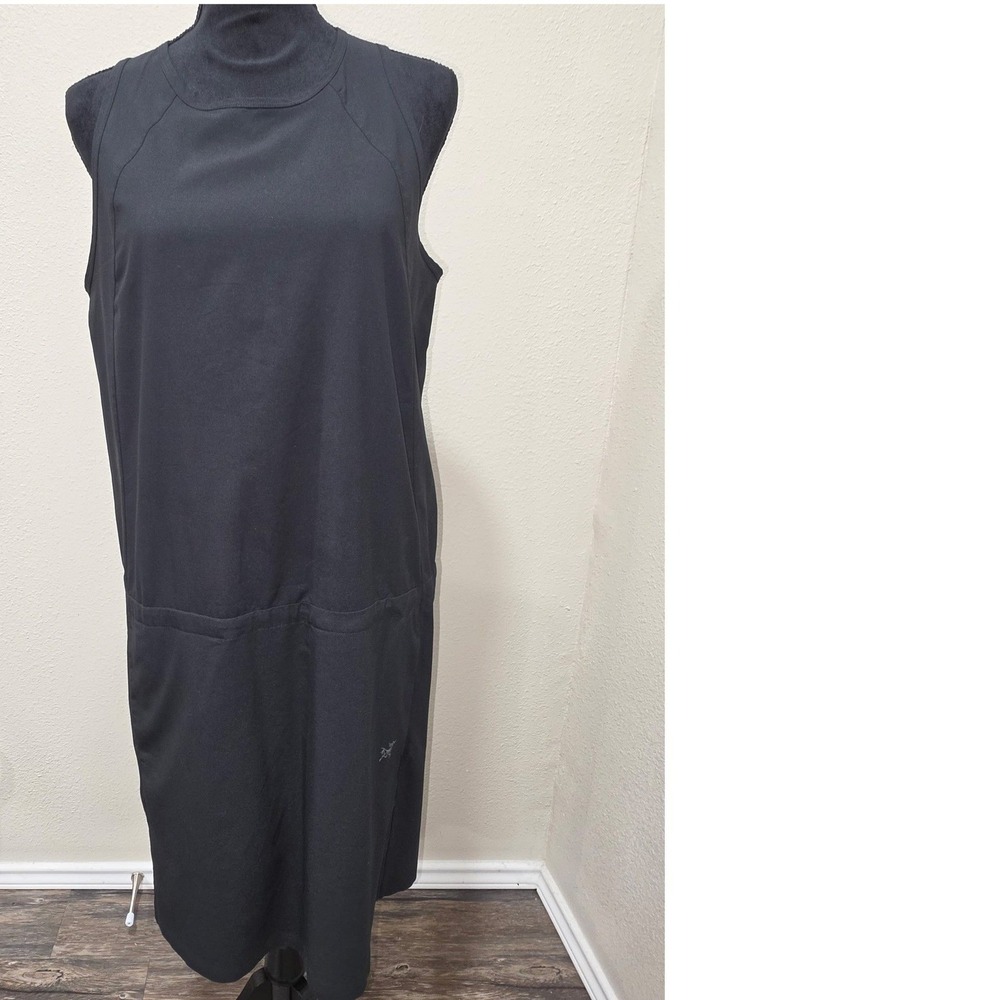 Arcteryx Contenta Dress Womens Medium Black Sleeveless Shift Travel 23065
